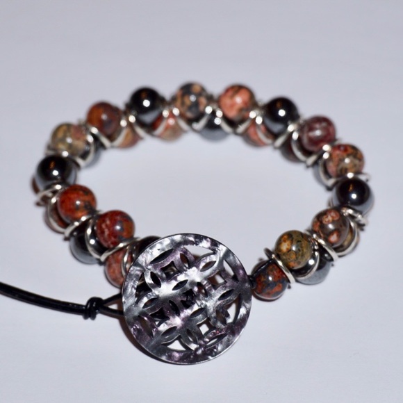 Jewelry - Handmade Beaded Button Bracelet